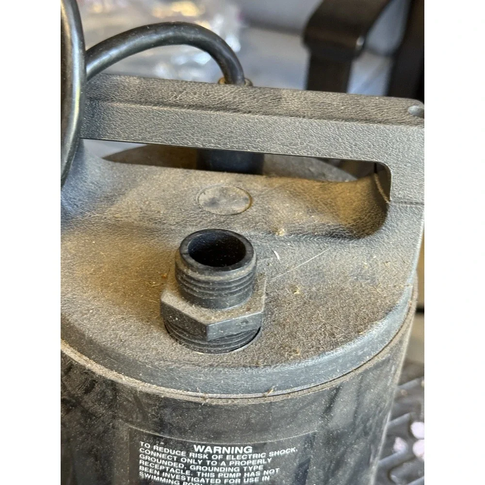 Flotec Utility‎ Submersible Pump 1/6 HP , 115volt